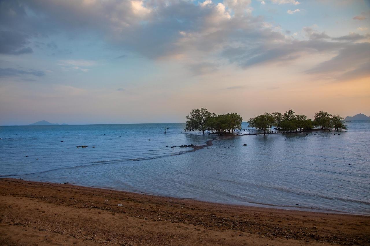 Villa Cha-Cha Krabi Beachfront Resort Ao Nam Mao Εξωτερικό φωτογραφία